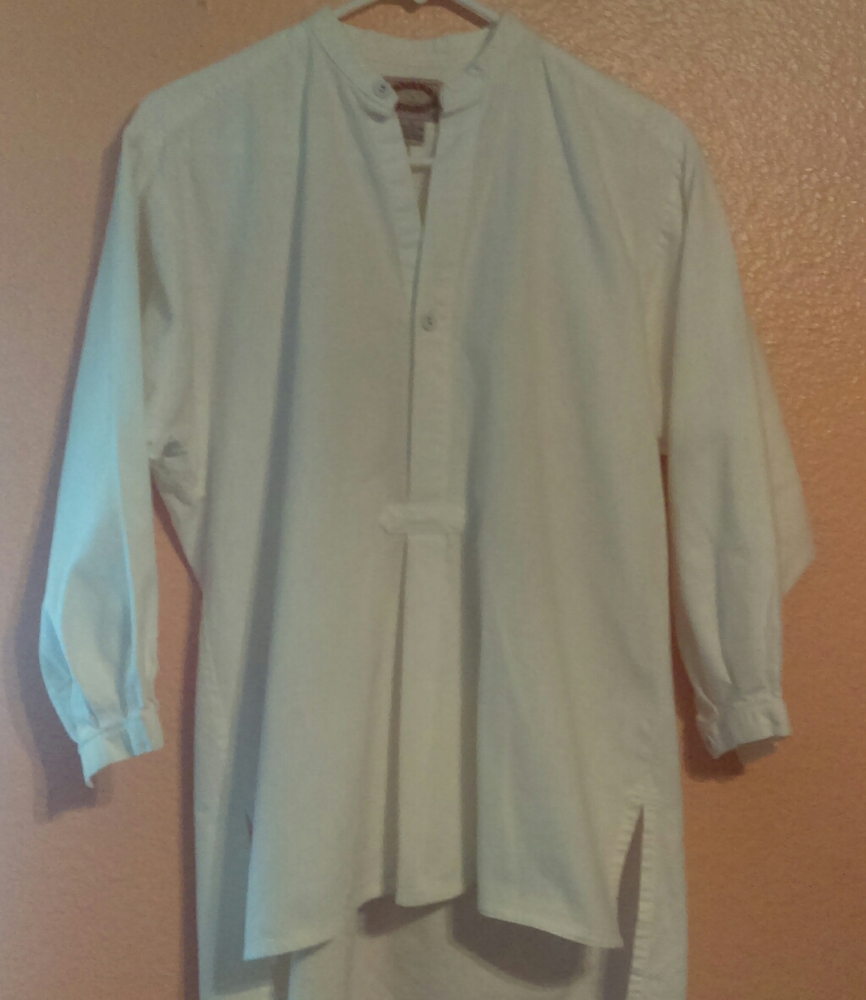 Banana Republic men's pullover top